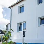 Kuku Ruku Zimmervermietung 12-2 Homestay szállás Aalen