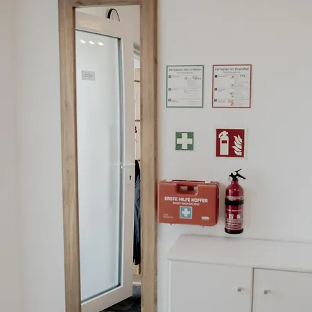 Kuku Ruku Monteurzimmer Aalen 12-2 *