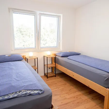 Habitación en casa particular Kuku Ruku Monteurzimmer Aalen 12-2 Aalen