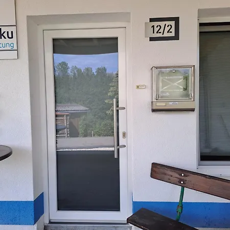 Kuku Ruku Monteurzimmer 12-2 *